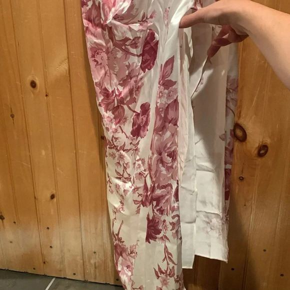 New REFORMATION Earl silk dress - Picture 5 of 11